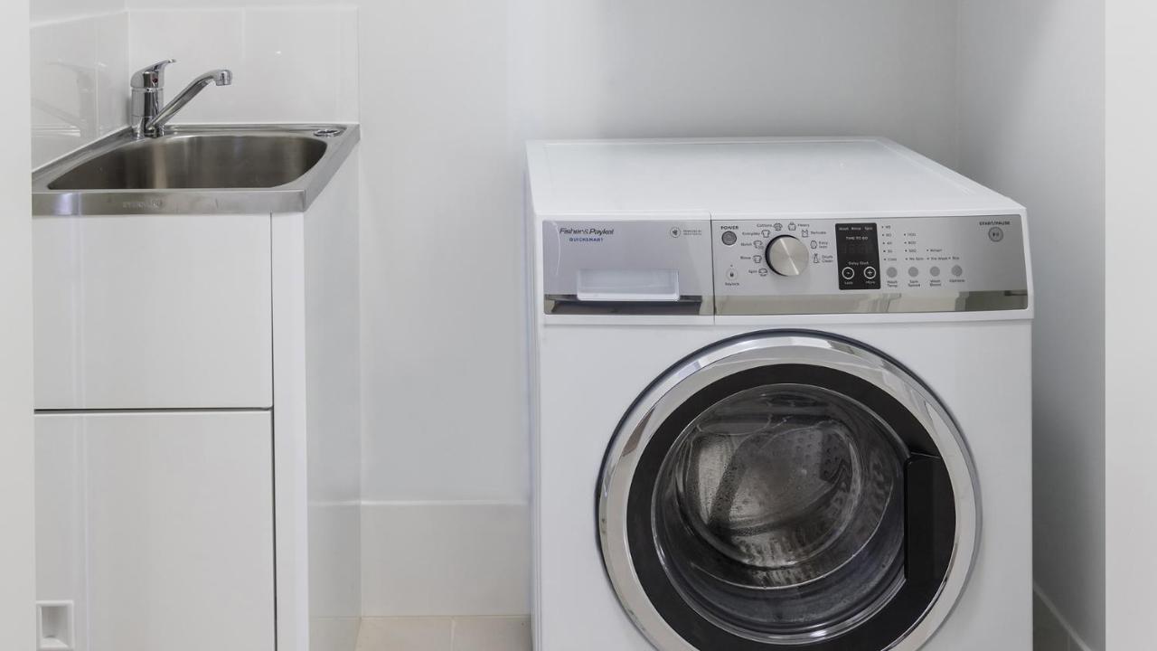 Oaks Brisbane Woolloongabba Suites Экстерьер фото