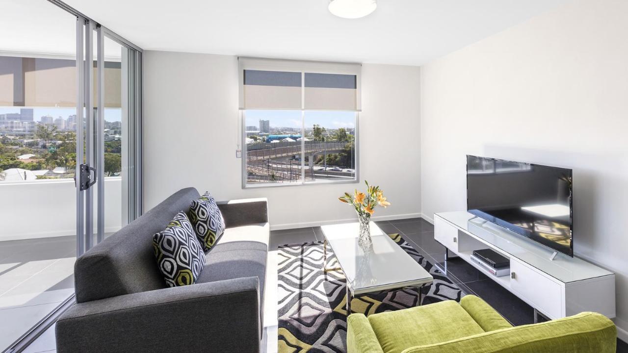 Oaks Brisbane Woolloongabba Suites Экстерьер фото