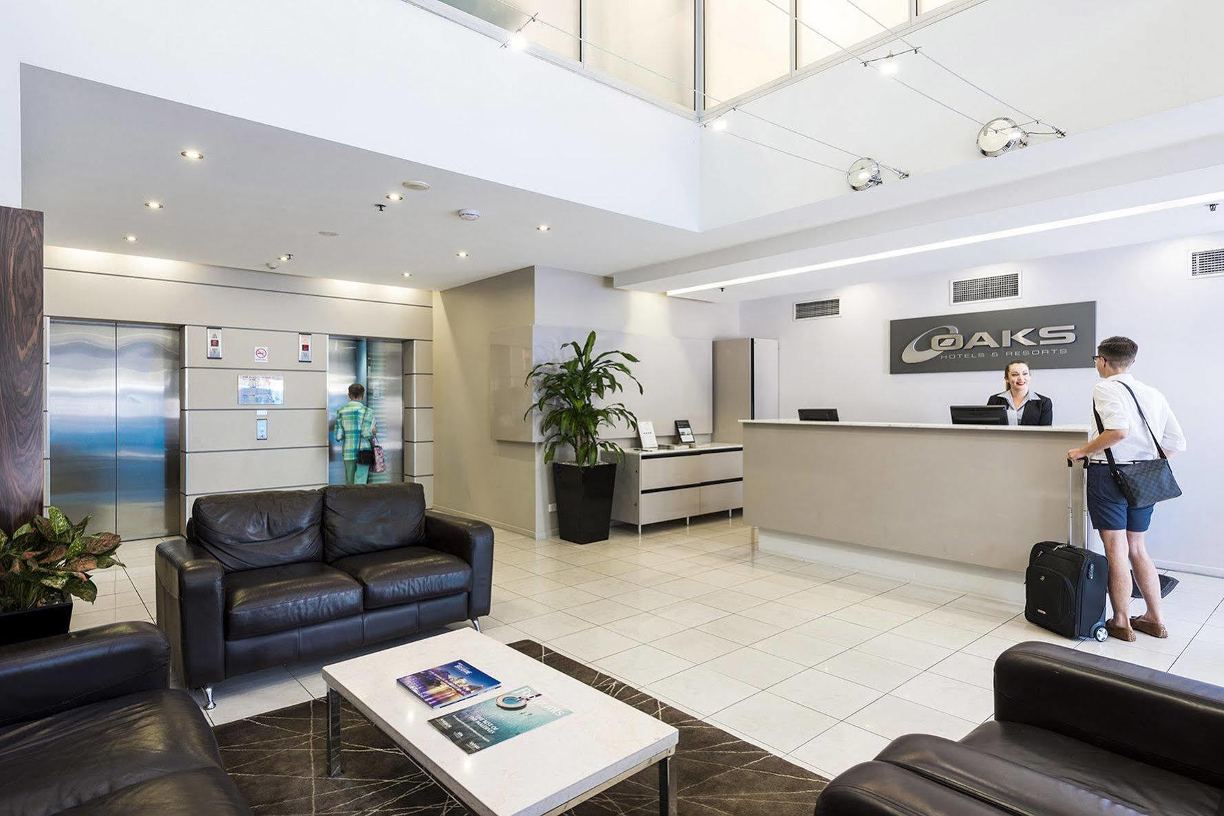 Oaks Brisbane Woolloongabba Suites Экстерьер фото