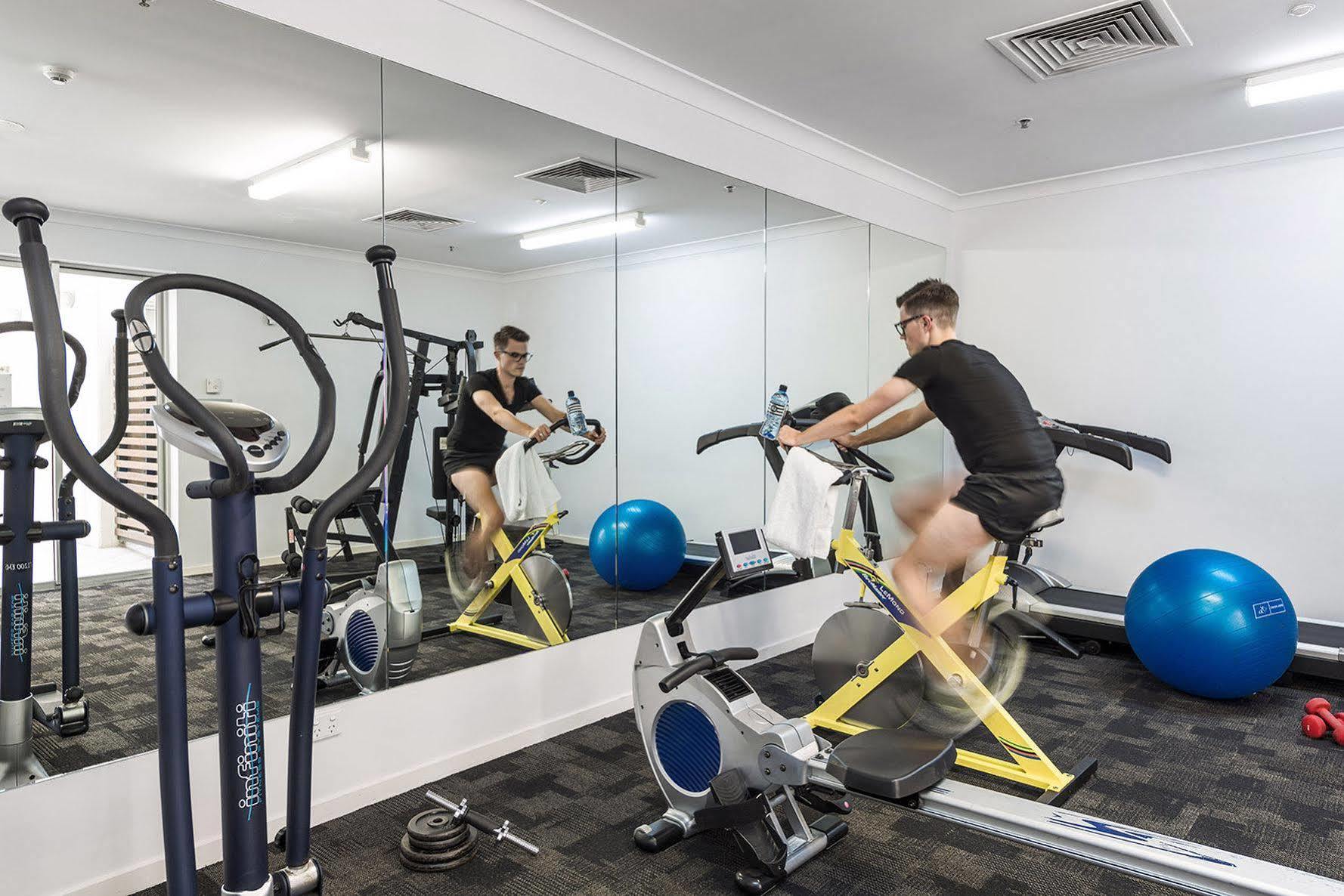 Oaks Brisbane Woolloongabba Suites Экстерьер фото